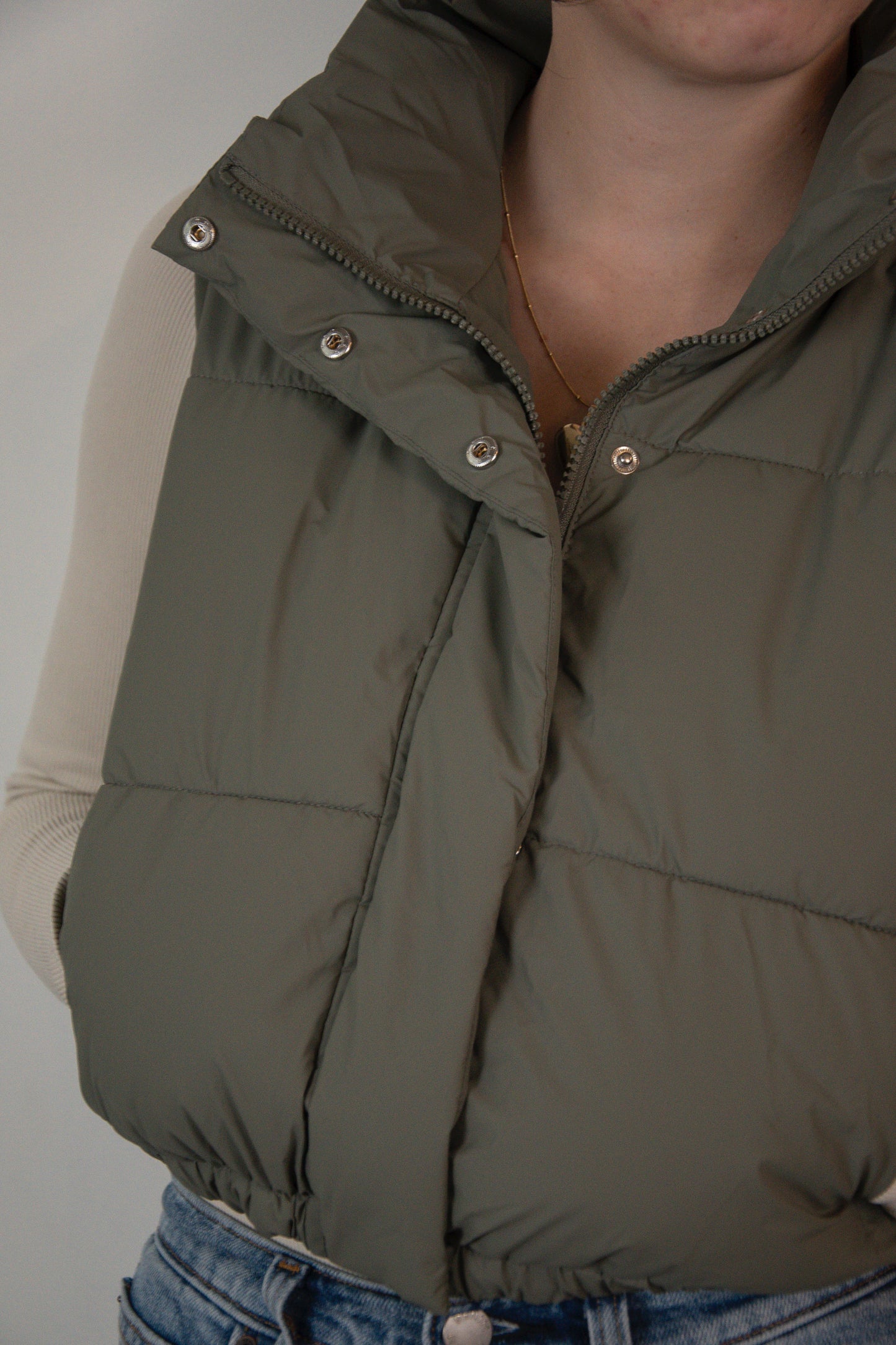 Cropped Puffer Vest